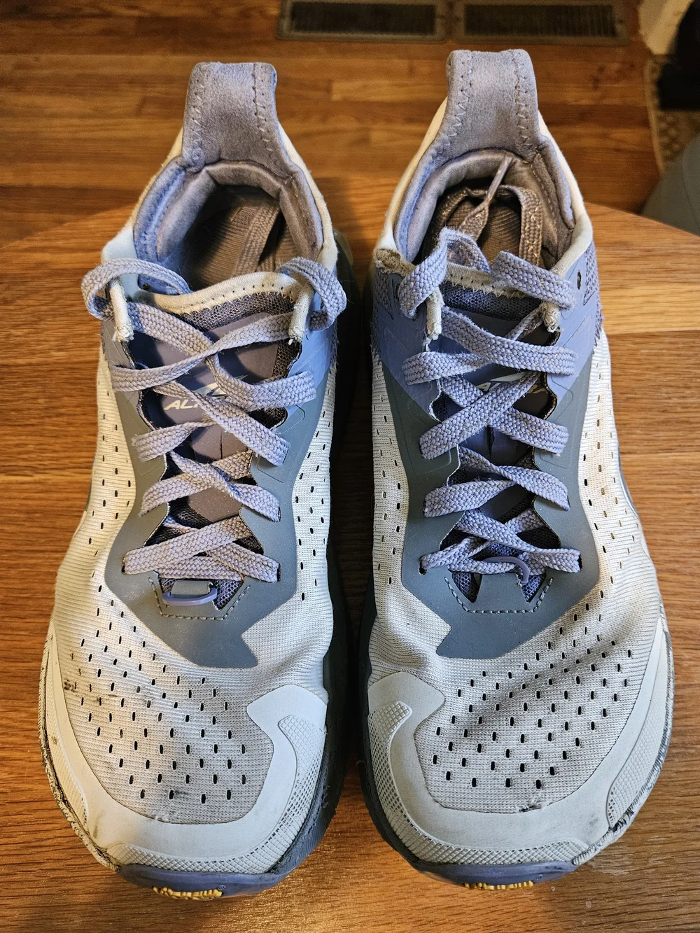 Altra Olympus 6 Women's 9 Gray Blue Trail Running Shoes Vibram Hiking AL0A85NK24